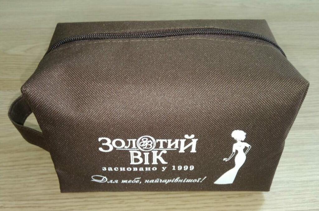 Косметичка кладчик