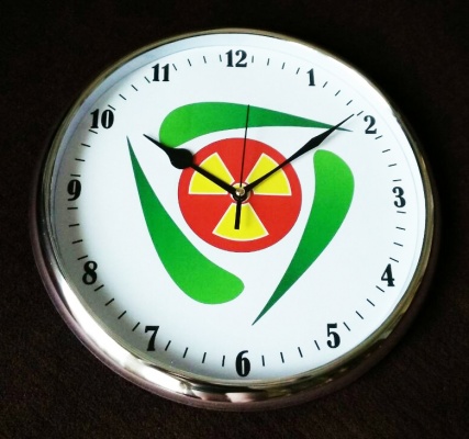Часы с логотипом ЧЭС