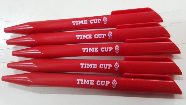 Червоні ручки з логотипом