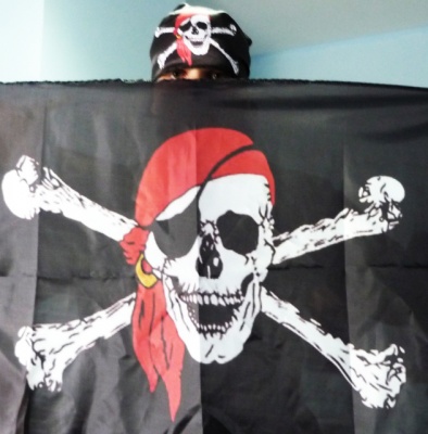 Пиратские флаги и банданы