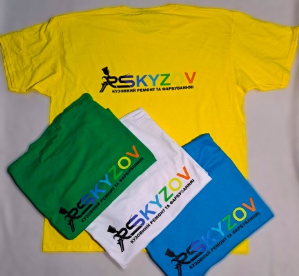 цветные футболки с логотипом