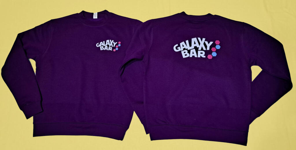 Фіолетові кофти з логотипом