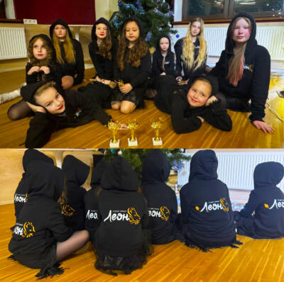 Кофти на замку з логотипом