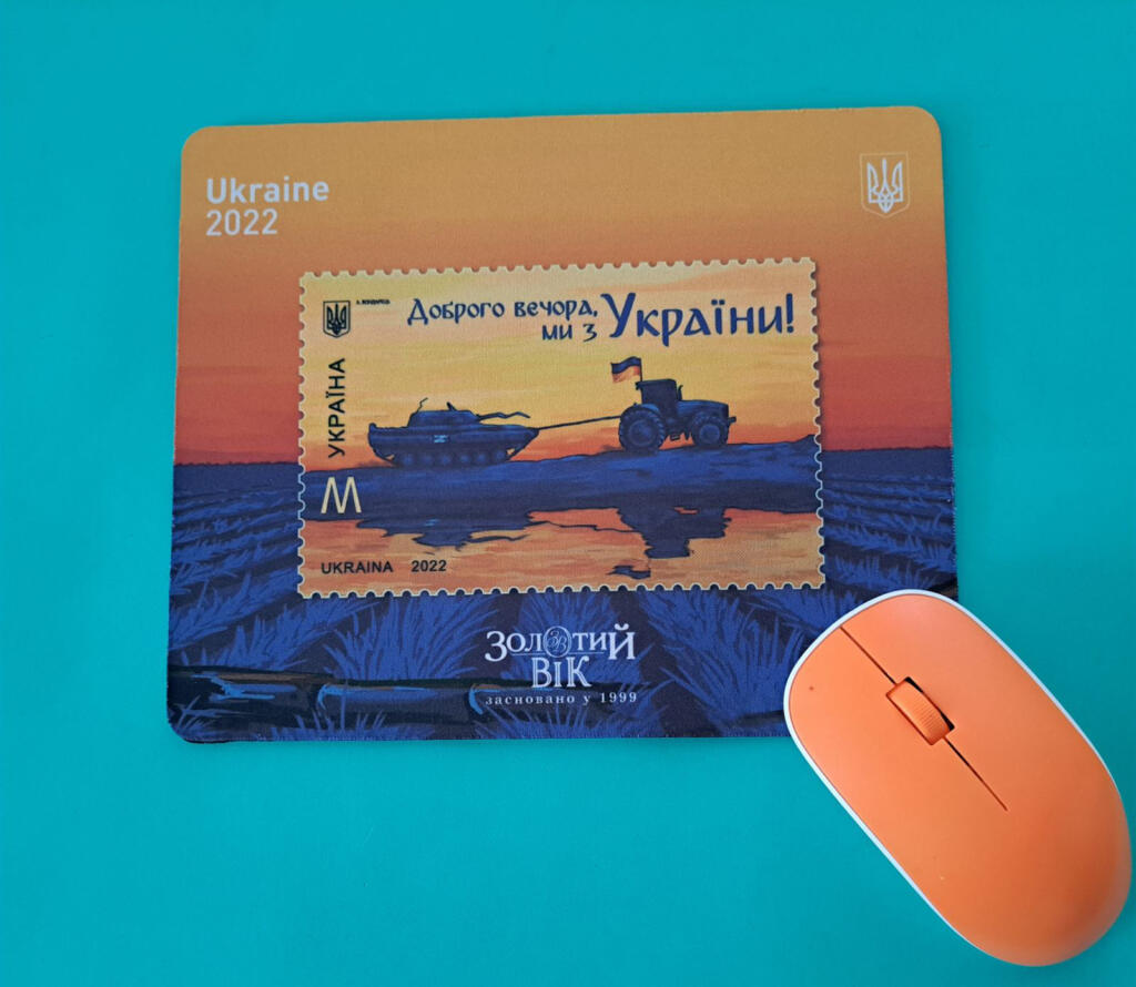 Килимки для миші