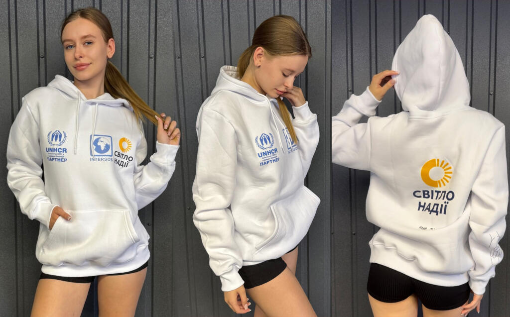 Пошиття толстовок з логотипом