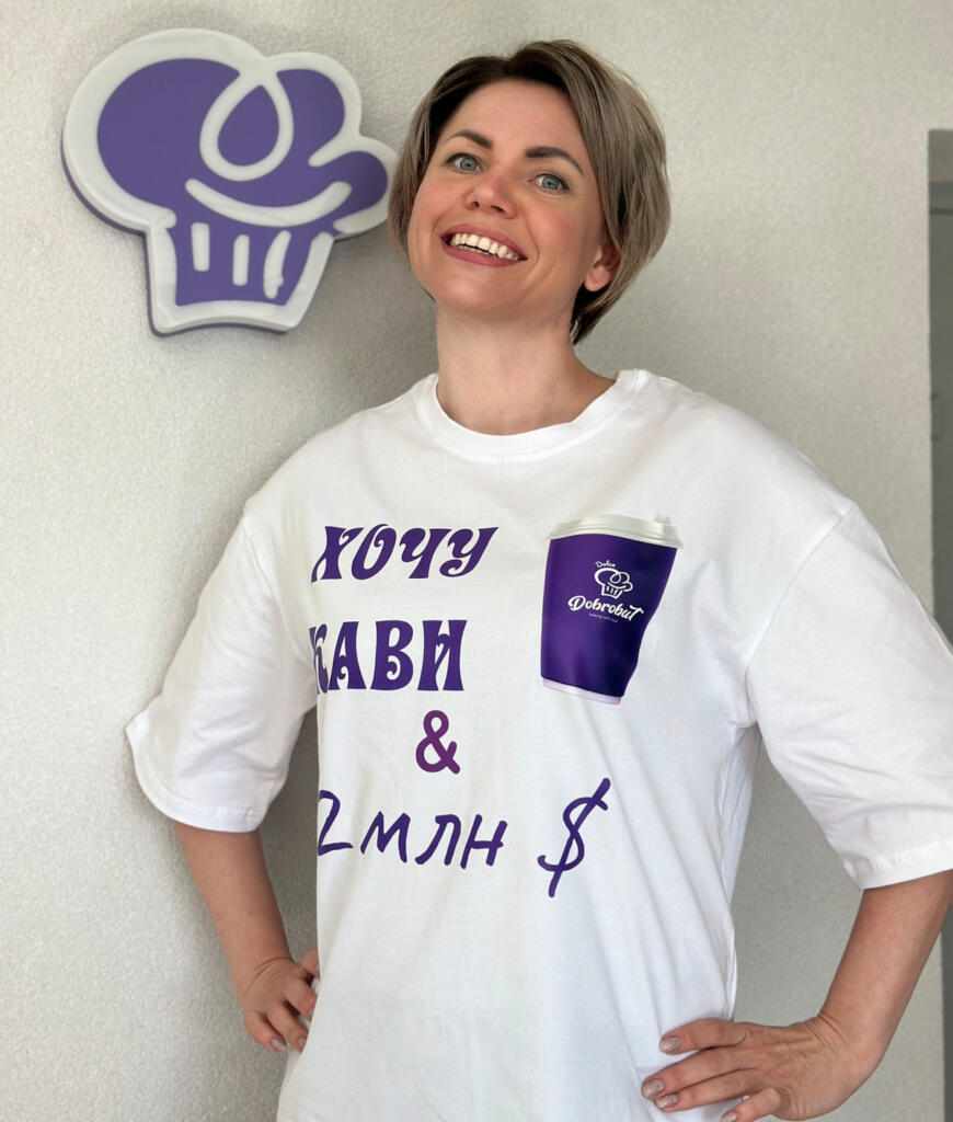 Брендування футболок оверсайз