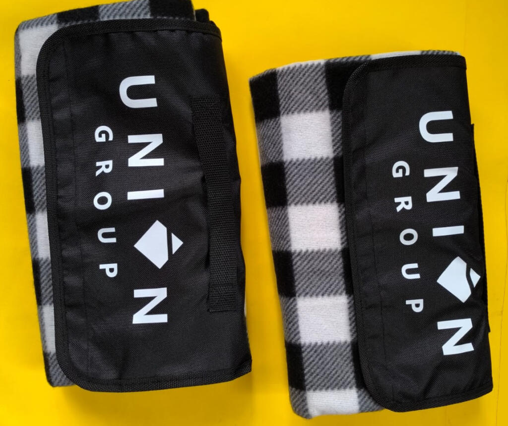 Підстилка з логотипом для пікніка