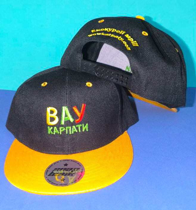 Кепка реперка с нанесением вышивкой