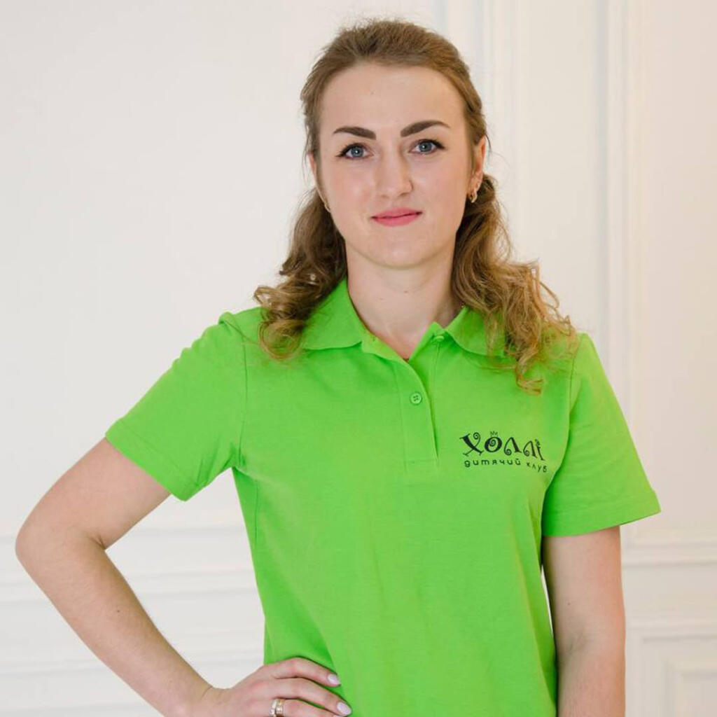 Женское поло с логотипом компании