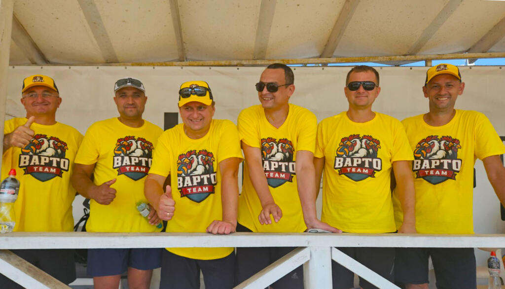 Брендуваня кепок та футболок