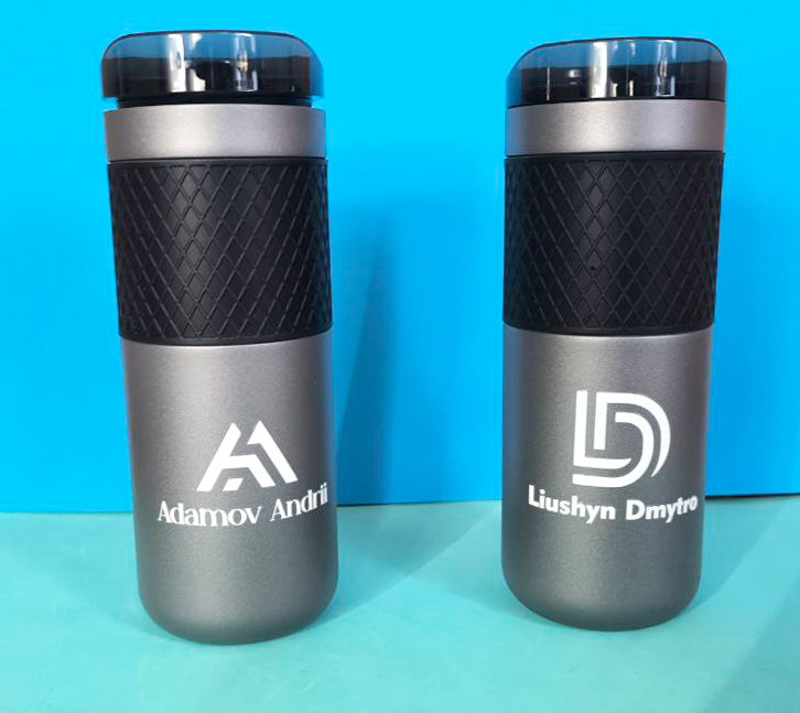 Іменні термокружки