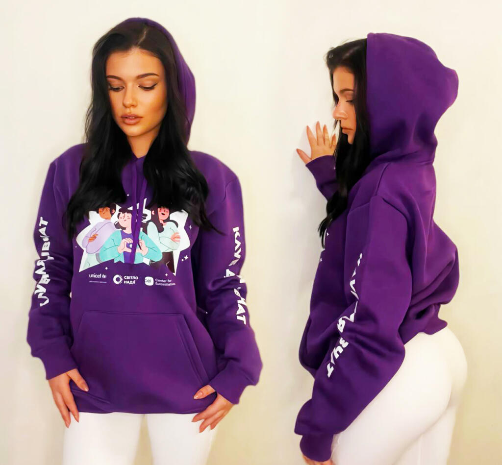 Пошиття толстовок з логотипом