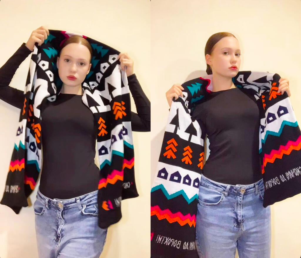 В’язані шарфи напівшерсть