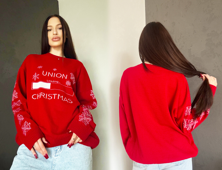 Вязанные свитера с логотипом