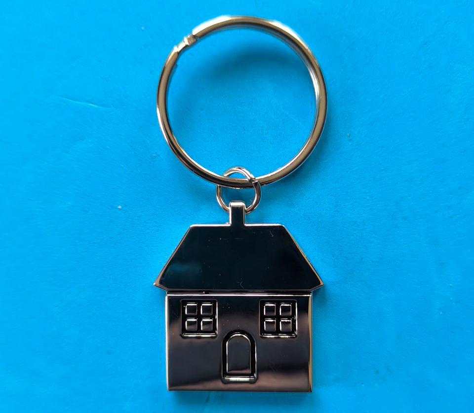 Брелок домик