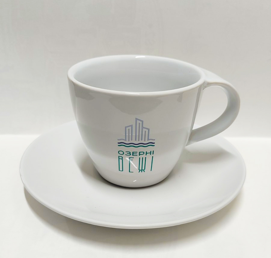 Кофейная пара с логотипом