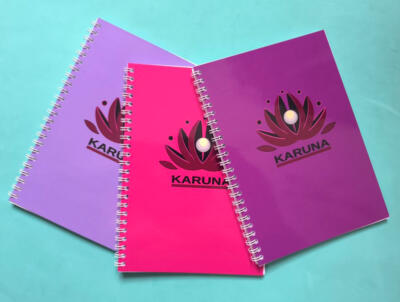 Кольорові блокноти на спіралі