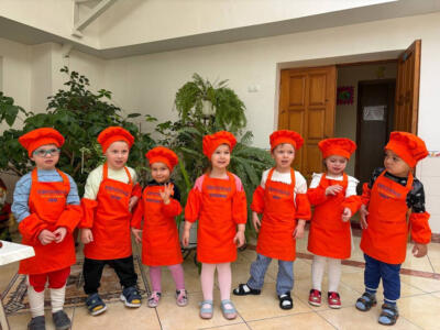 Детские фартуки, наруавники для садика